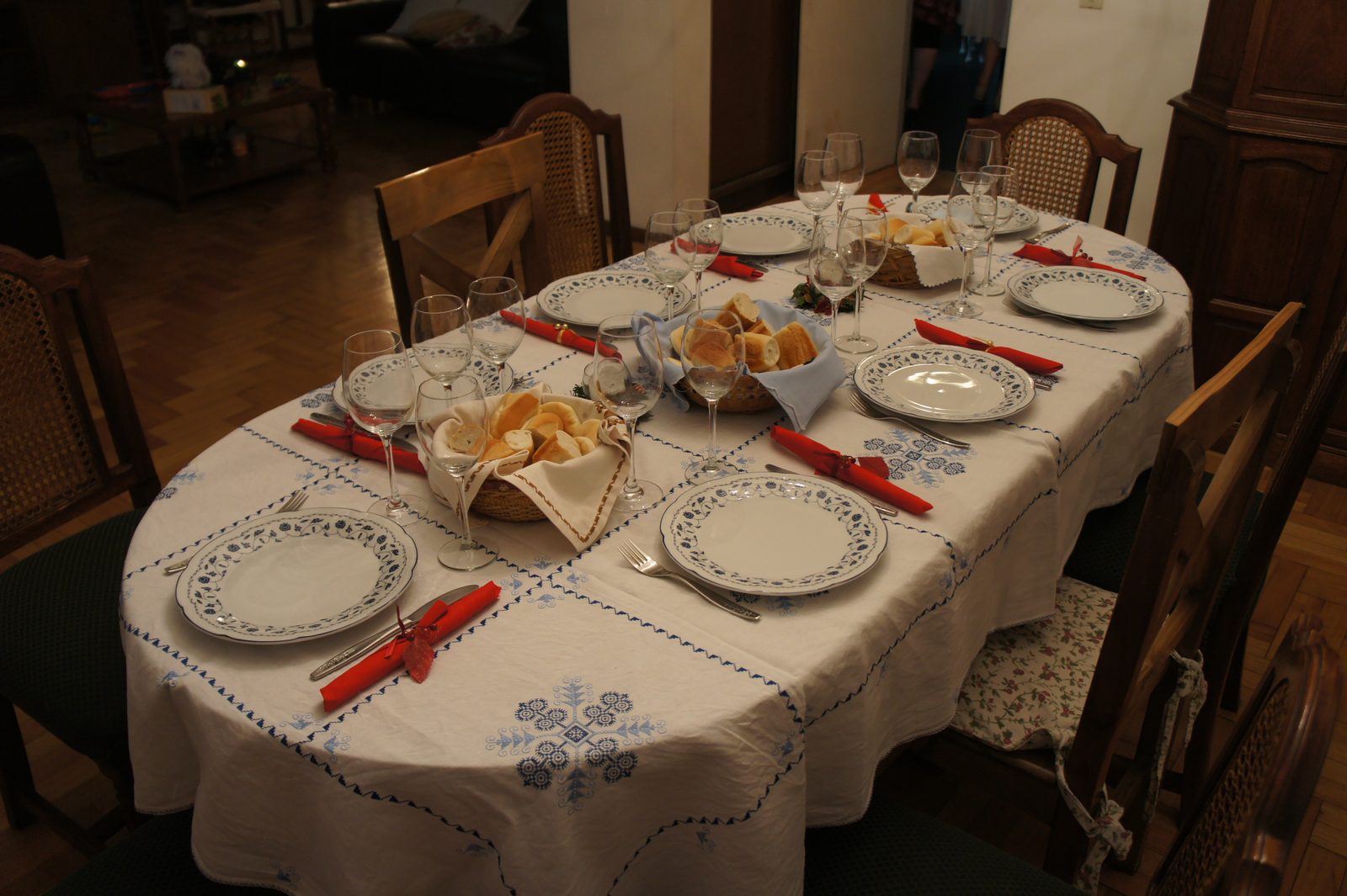 año003