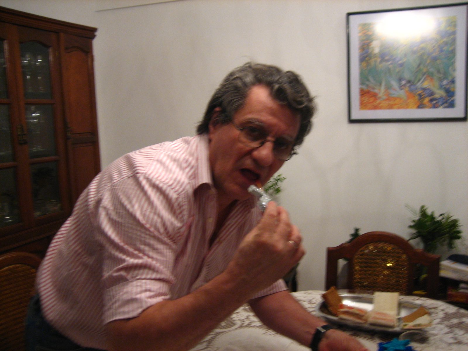 Yo comiendo