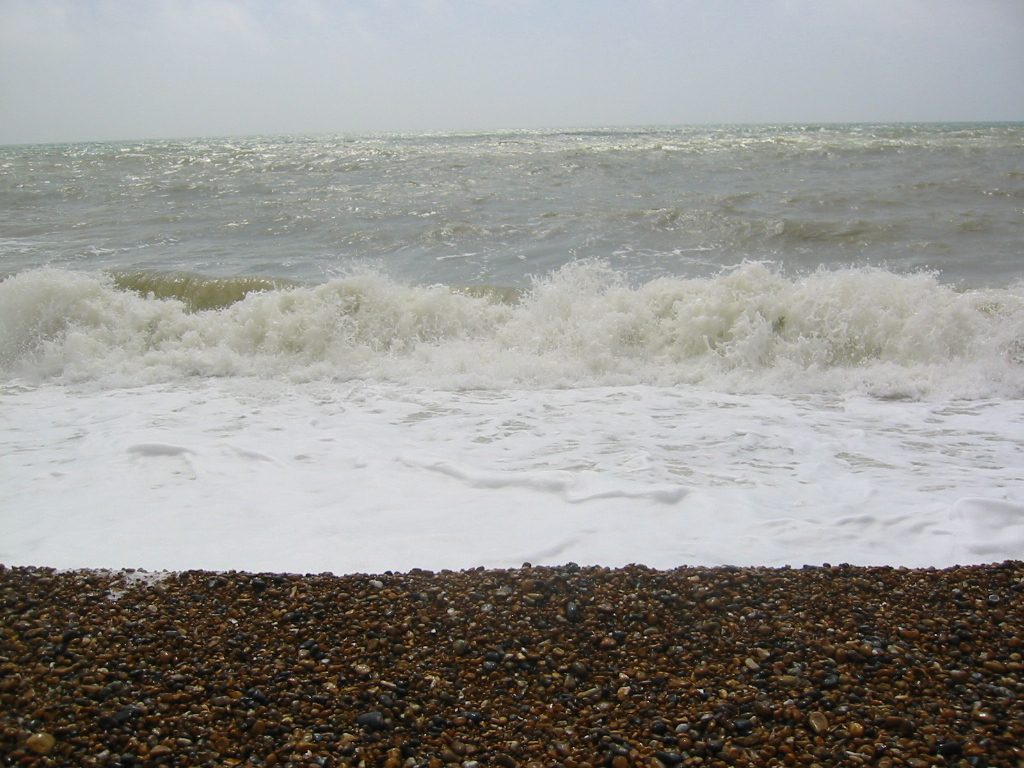 A la orilla del mar