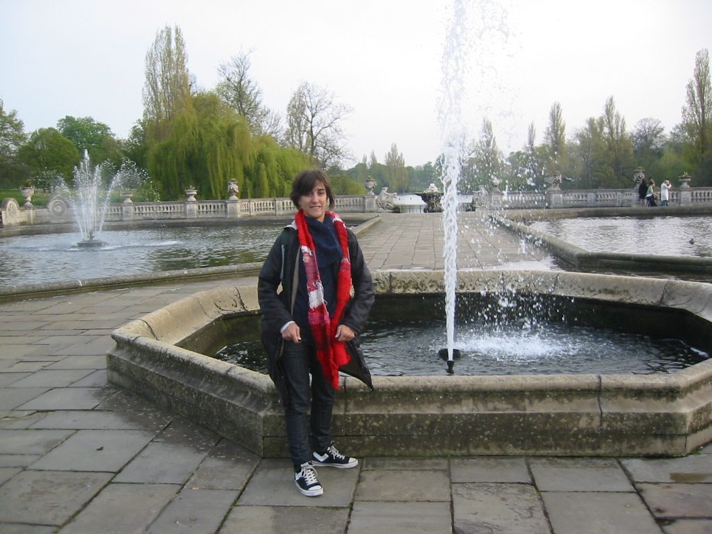Maru y la fuente