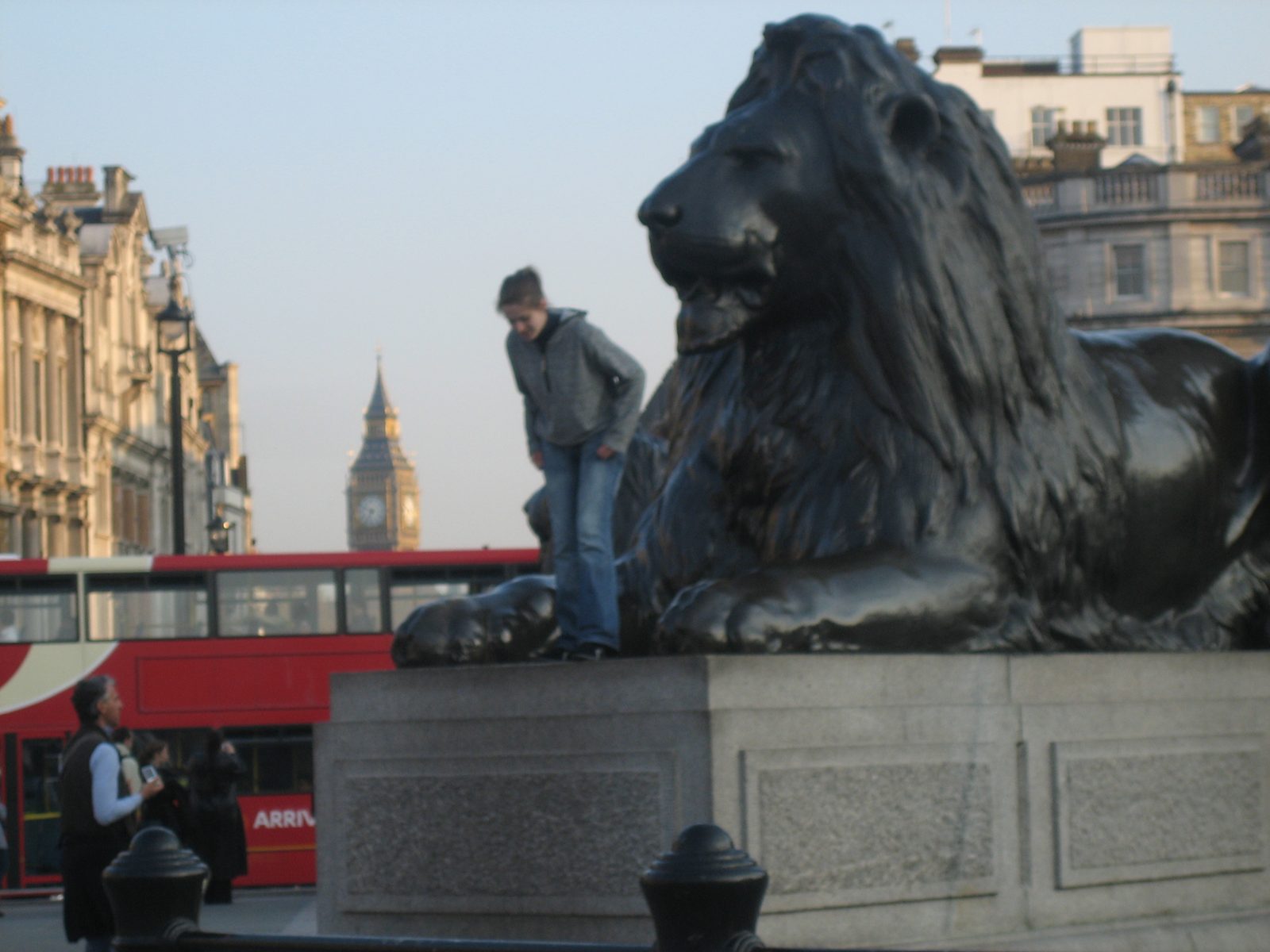 El leon y el Big Ben