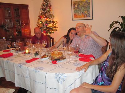 año004