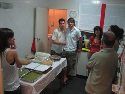 Charlando en la cocina