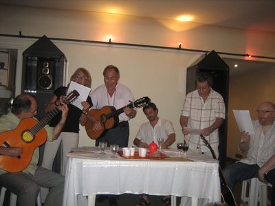 Alicia se une al grupo
