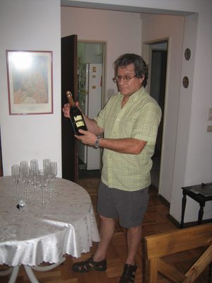 Preparando el champagne