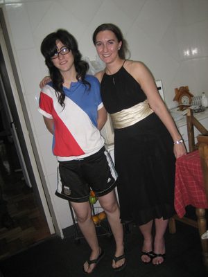 Hermanas igualmente producidas