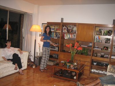 Rocio se hace cargo de la musica